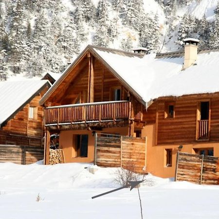 Le Gouroun Hameau Des Chazals Nevache Hautes Alpes Luaran gambar
