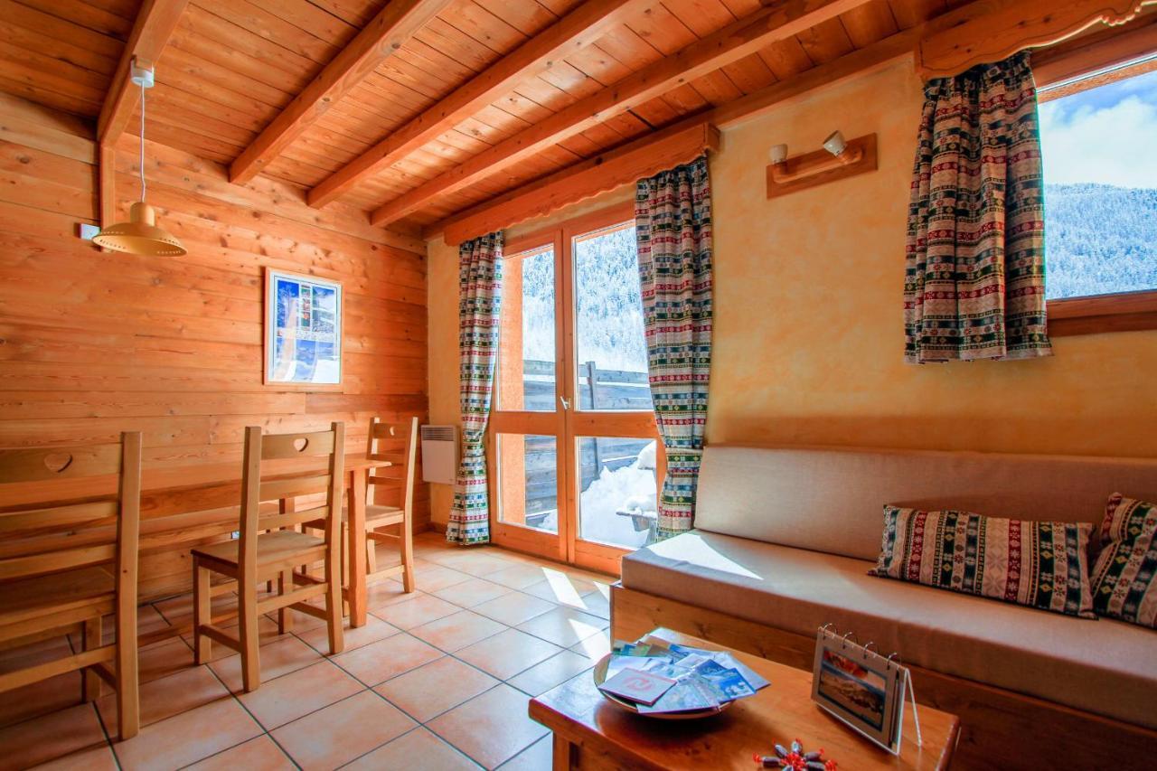 Le Gouroun Hameau Des Chazals Nevache Hautes Alpes Luaran gambar