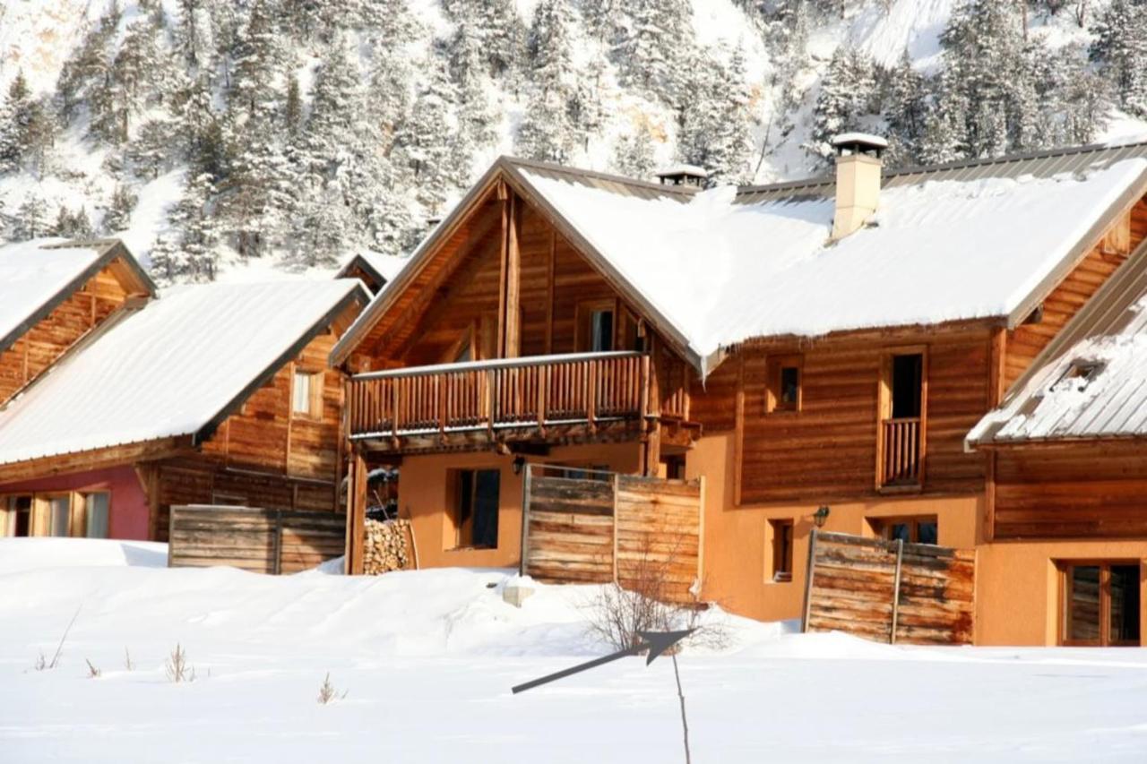 Le Gouroun Hameau Des Chazals Nevache Hautes Alpes Luaran gambar